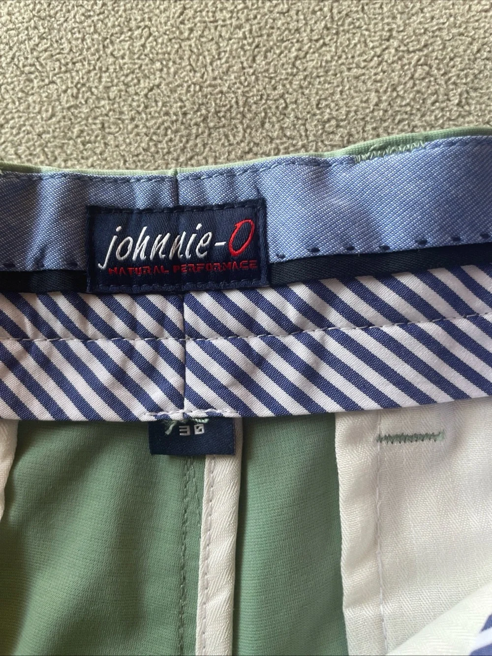 johnnie-O Jupiter Logo Mens Jungle Green Performance Golf Shorts NWT Sz 30 $118